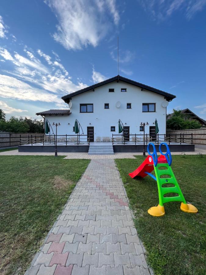 Pensiunea Izora Crisan  Buitenkant foto